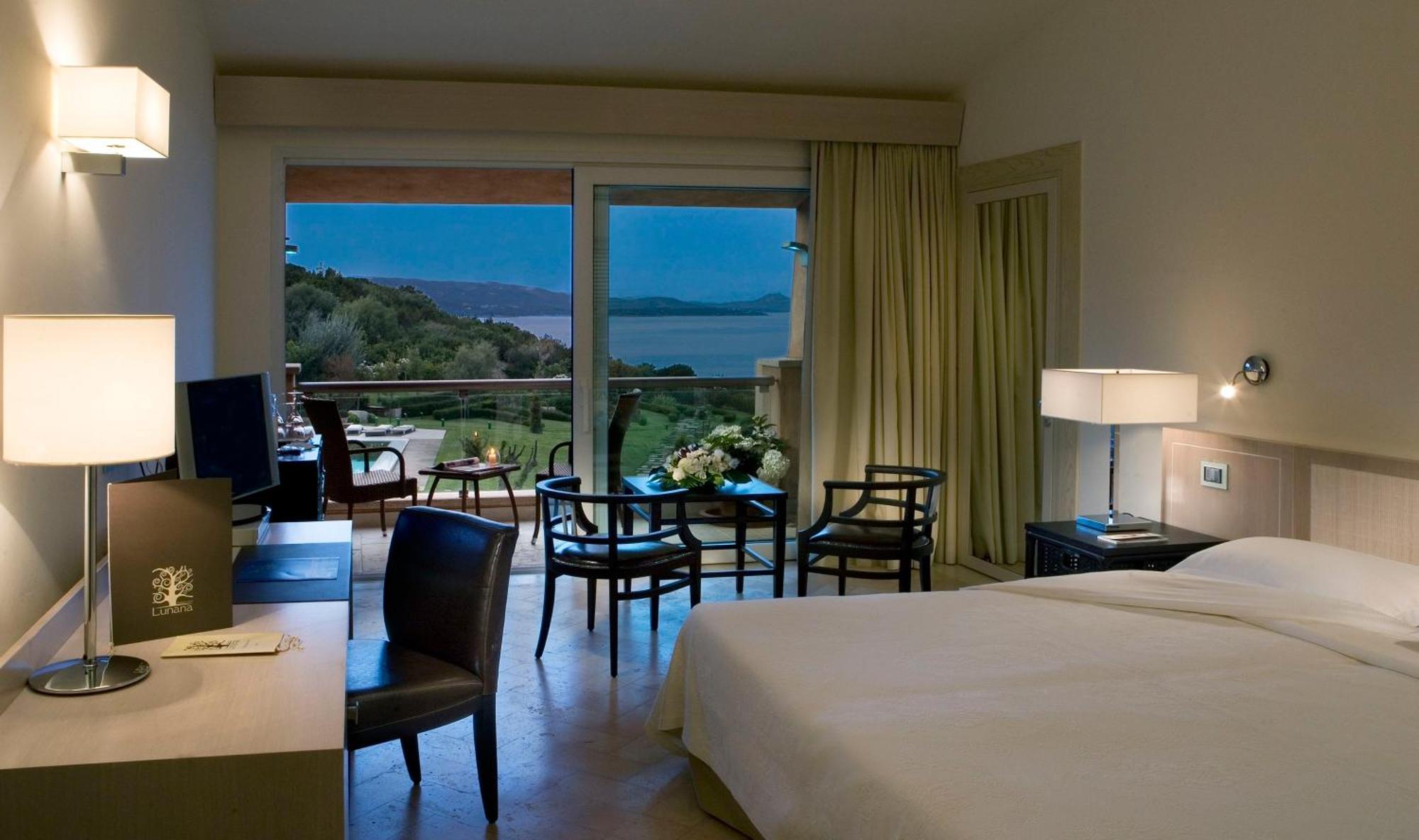 Deluxe Triple Room with Sea View,1209634789:JPEG